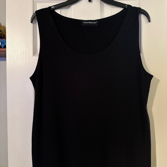 Red and Black Ruffled Flutter Sleeve Blouse (Helen Blake and Travel Elements) - Picture 11 of 13